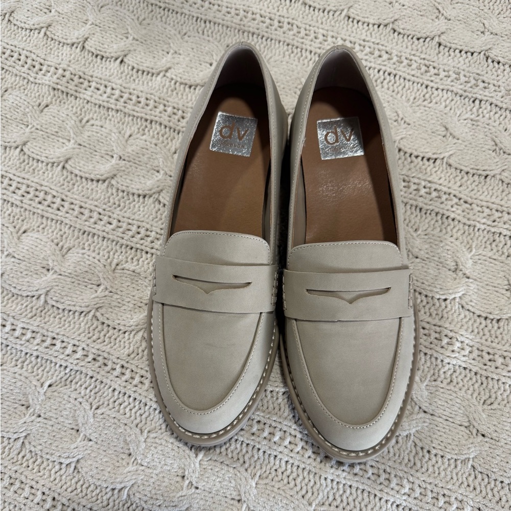 DV by Dolce Vita Tan Loafers